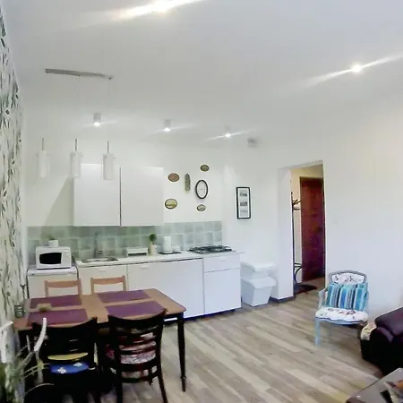 Everysky - Konstytucji 3 Maja 55 Lägenhet *