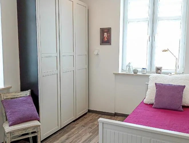 Everysky - Konstytucji 3 Maja 55 * カルパッチ