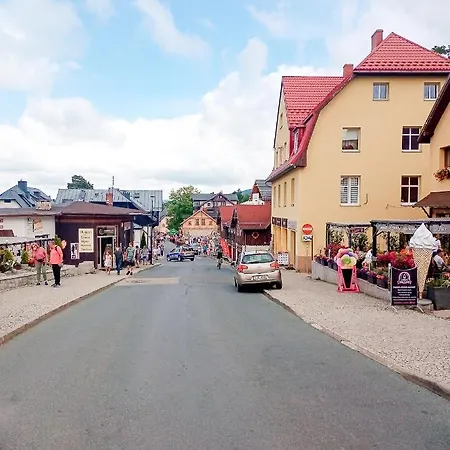 Everysky - Konstytucji 3 Maja 55 *