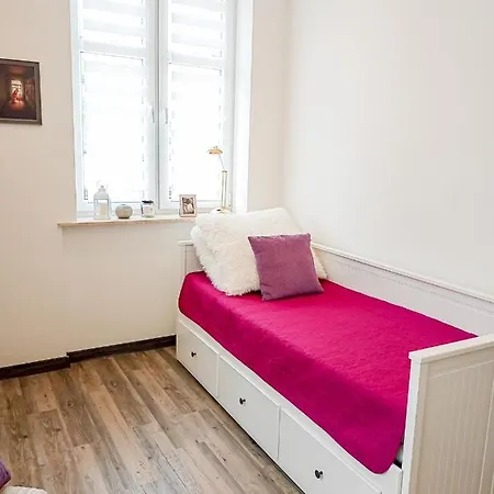 Everysky - Konstytucji 3 Maja 55 * 카르파츠