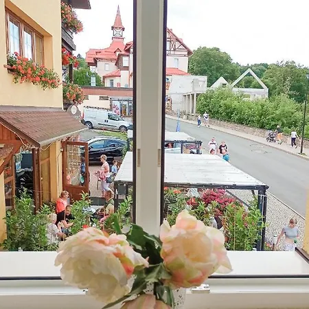 Everysky - Konstytucji 3 Maja 55 * 카르파츠